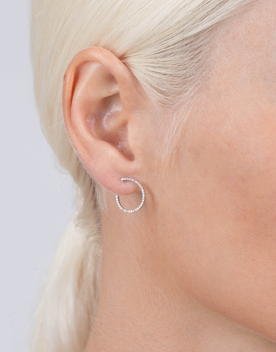 EF COLLECTION, Diamond Illusion Hoop Earrings